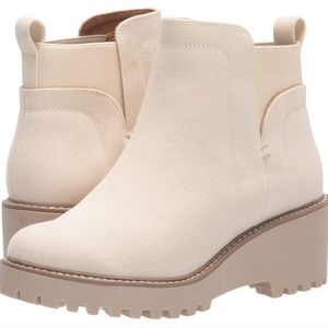 Dolce Vita Rielle Wedge Chelsea Boots Size 10